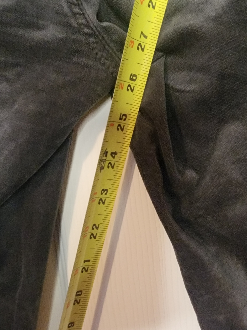 AG Adriano Goldschmied The Legging Super Skinny Green Velvet Holiday Pants  28R - Picture 8 of 9